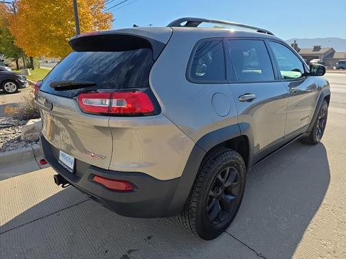 2017 Jeep Cherokee Trailhawk