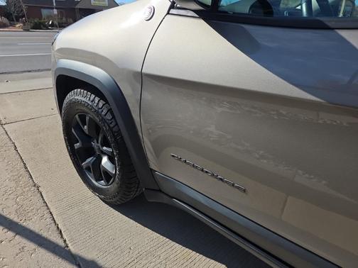 2017 Jeep Cherokee Trailhawk
