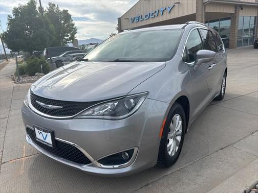 2018 Chrysler Pacifica Touring-L