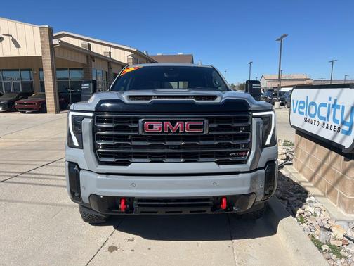 2025 GMC Sierra 2500 AT4