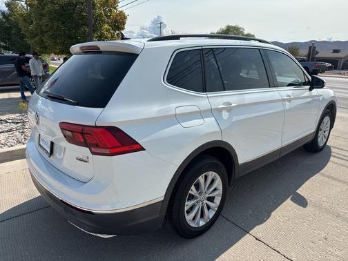 2018 Volkswagen Tiguan 2.0T SE 4MOTION