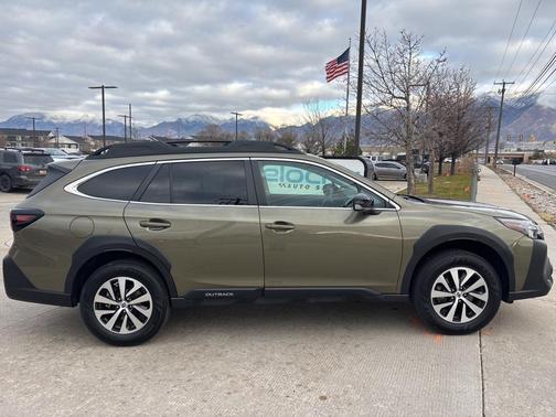 2024 Subaru Outback Premium