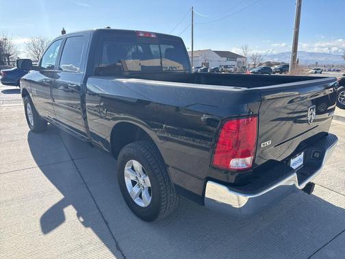 2019 RAM 1500 SLT