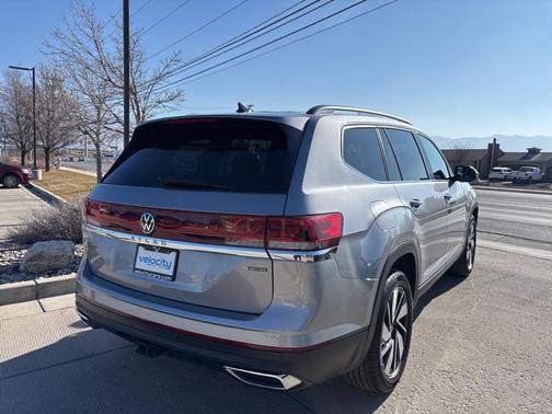 2024 Volkswagen Atlas 2.0T SE w/Technology 4MOTION