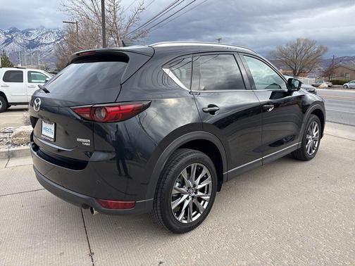 2021 Mazda CX-5 Signature