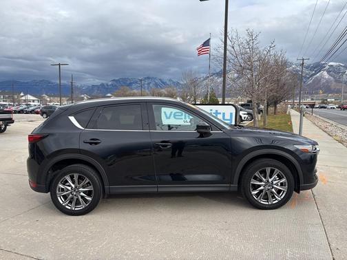 2021 Mazda CX-5 Signature