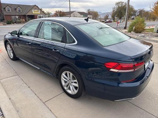 2020 Volkswagen Passat 2.0T SE