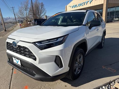 2024 Toyota RAV4 Hybrid LE