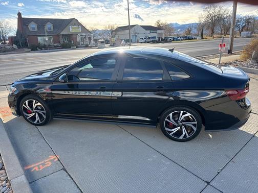 2024 Volkswagen Jetta GLI 2.0T Autobahn