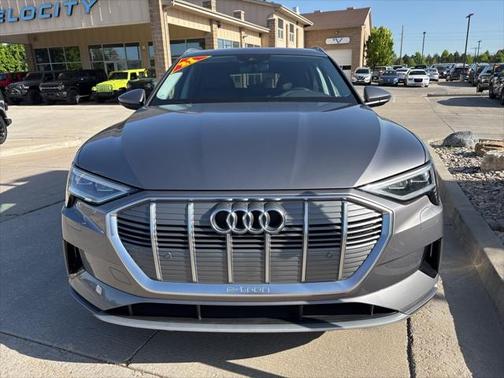 2021 Audi e-tron Premium