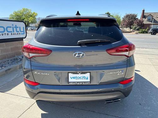 Coliseum Grey 2016 Hyundai TUCSON Limited