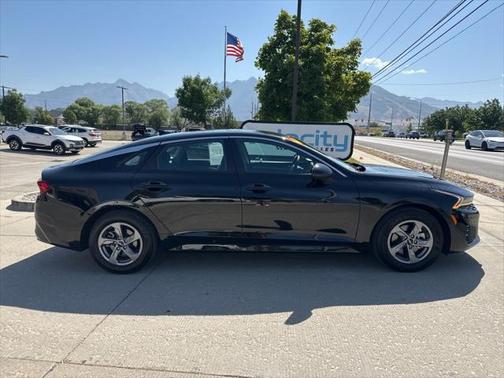 2023 Kia K5 LXS