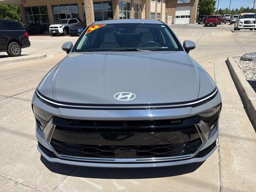 Transmission Blue 2024 Hyundai SONATA Hybrid SE