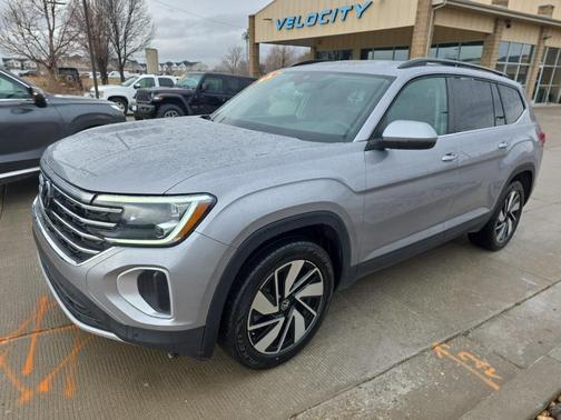 2024 Volkswagen Atlas 2.0T SE w/Technology 4MOTION