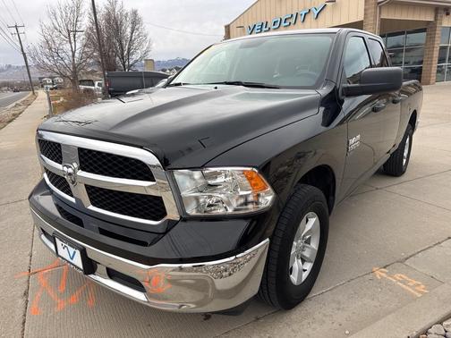 2024 RAM 1500 Classic SLT
