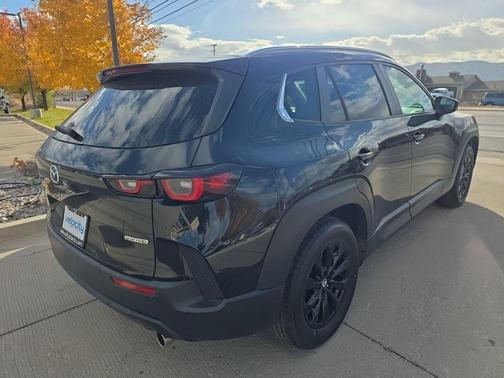 2024 Mazda CX-50 2.5 S Preferred Package