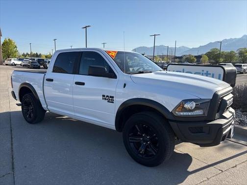 2024 RAM 1500 Classic Warlock Crew Cab 4x4 5'7' Box