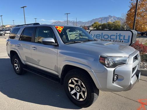 2023 Toyota 4Runner TRD Off Road