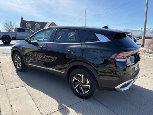 2025 Kia Sportage Hybrid LX