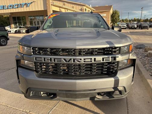 2020 Chevrolet Silverado 1500 Custom