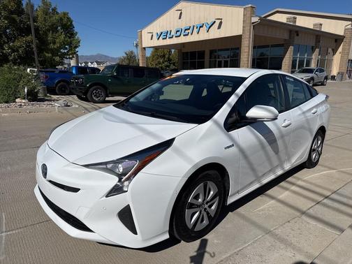 2018 Toyota Prius One