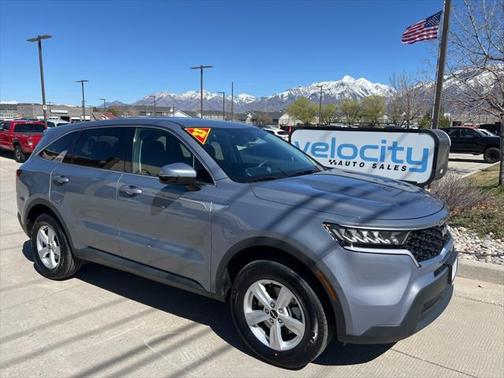 2023 Kia Sorento LX