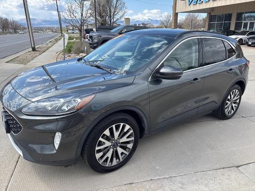 2020 Ford Escape Titanium