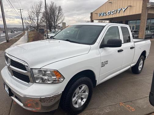 2024 RAM 1500 Classic SLT