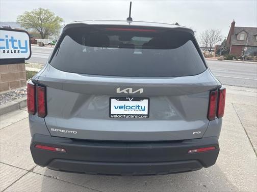 2023 Kia Sorento LX
