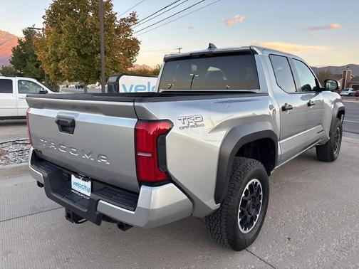 2024 Toyota Tacoma TRD Off-Road
