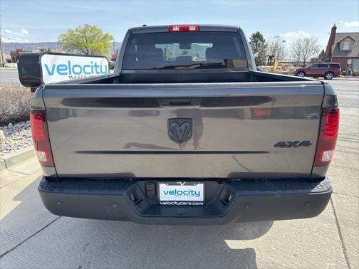 2024 RAM 1500 Classic Warlock Crew Cab 4x4 5'7' Box