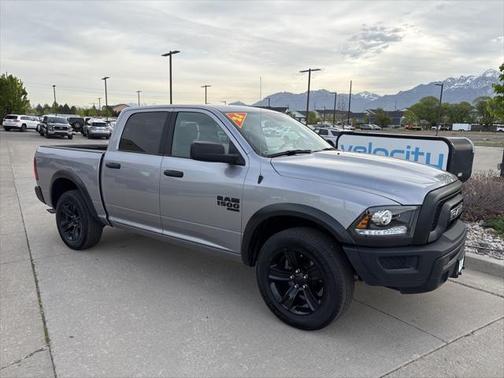 2024 RAM 1500 Classic Warlock Crew Cab 4x4 5'7' Box