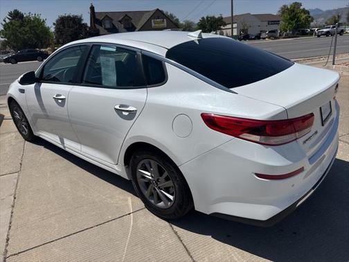 2020 Kia Optima LX