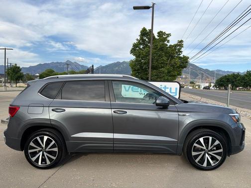 Gray 2024 Volkswagen Taos 1.5T SE
