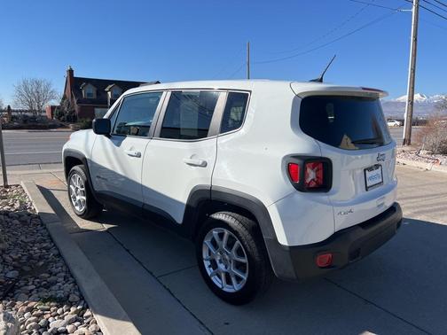 2023 Jeep Renegade Latitude