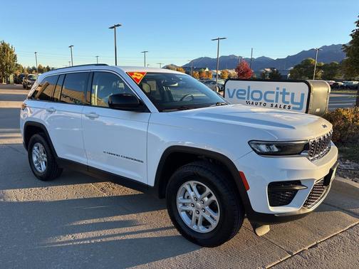 2023 Jeep Grand Cherokee Laredo