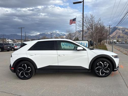 2024 Hyundai IONIQ 5 SEL