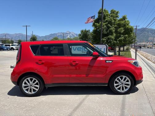 2017 Kia Soul +