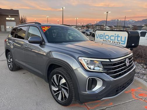 2024 Volkswagen Atlas 2.0T SE w/Technology 4MOTION