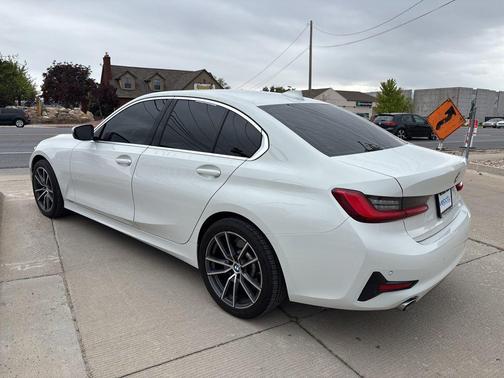 Alpine White 2020 BMW 330 i xDrive