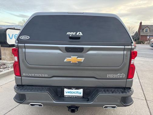 2022 Chevrolet Silverado 1500 High Country