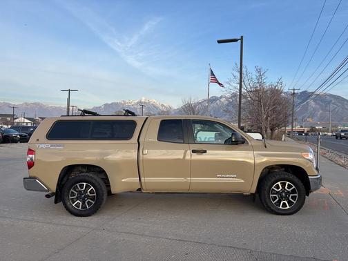 2017 Toyota Tundra SR5