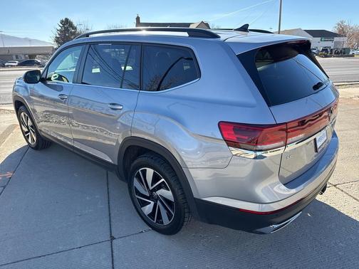 2024 Volkswagen Atlas 2.0T SE w/Technology 4MOTION