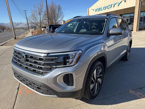 2024 Volkswagen Atlas 2.0T SE w/Technology 4MOTION