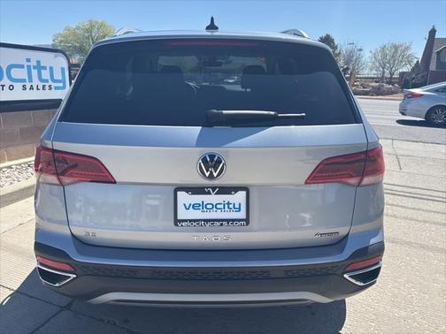 2024 Volkswagen Taos 1.5T SE