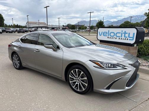 Silver 2019 Lexus ES 300h Base