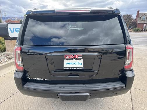 2020 GMC Yukon XL SLT