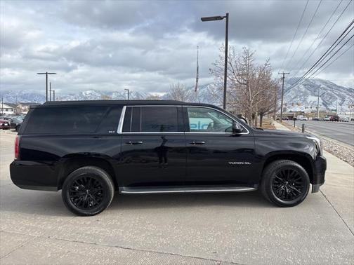 2020 GMC Yukon XL SLT