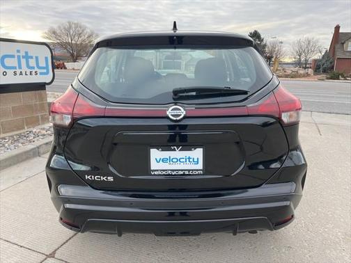 2021 Nissan Kicks S