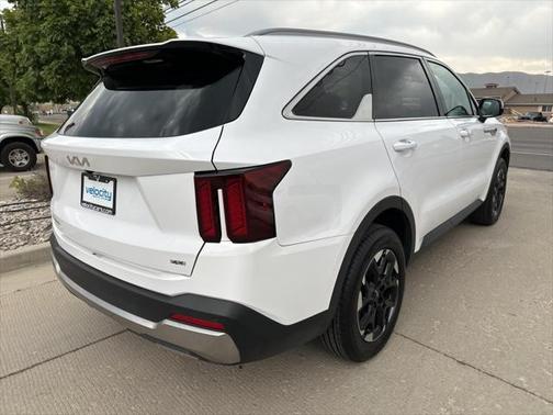 2024 Kia Sorento S
